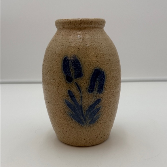 Source Unknown Tan Vase with Blue Floral Design - Picture 1 of 16